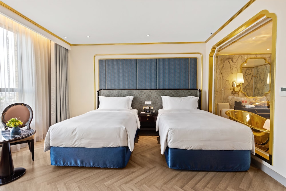 Dolce by Wyndham Hanoi Golden Lake 10/69