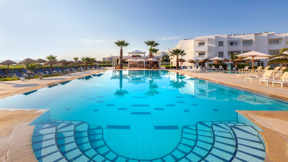 Hotel Nour Congress & Resort 36/40