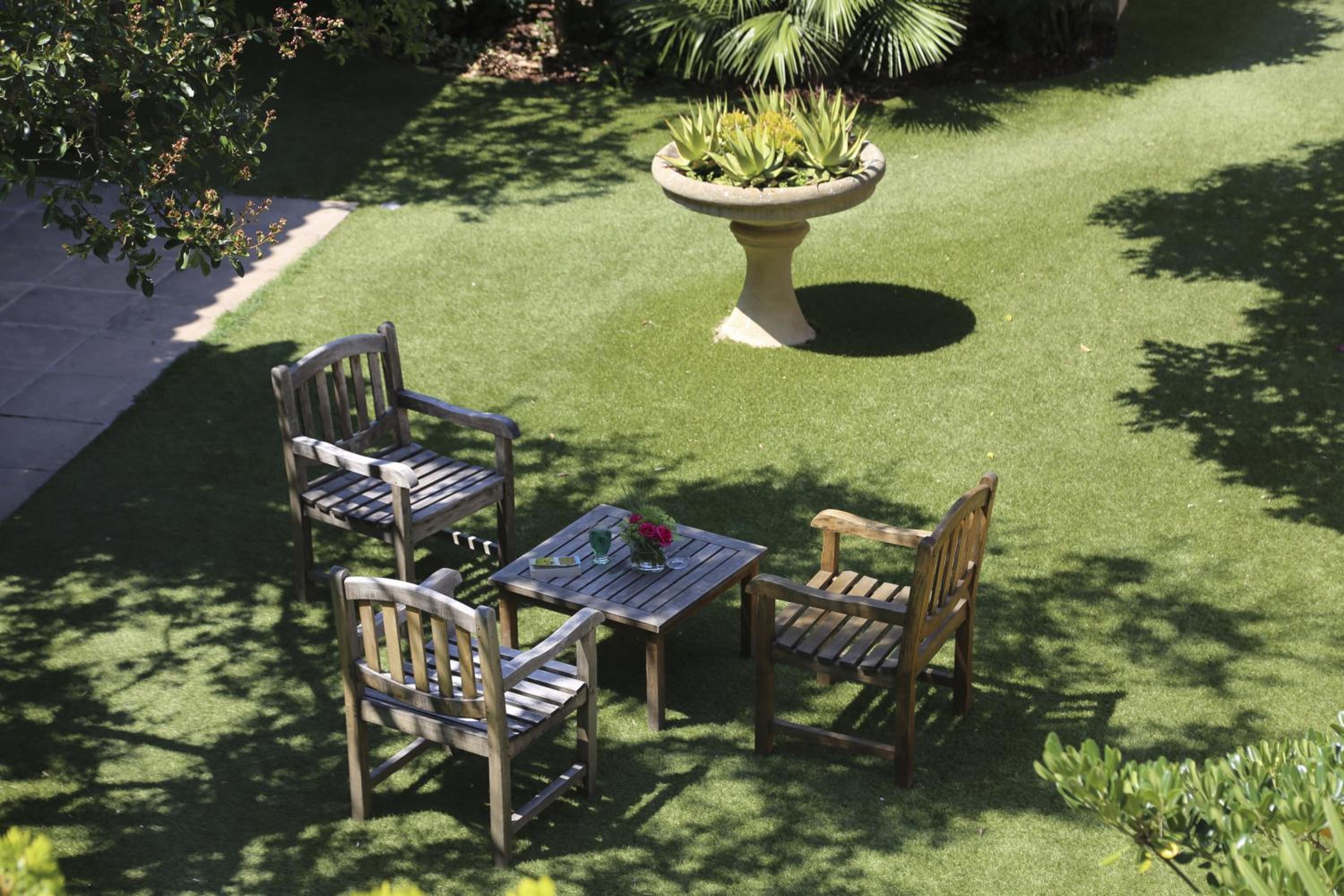 Hotel Les Jardins de Cassis 23/25