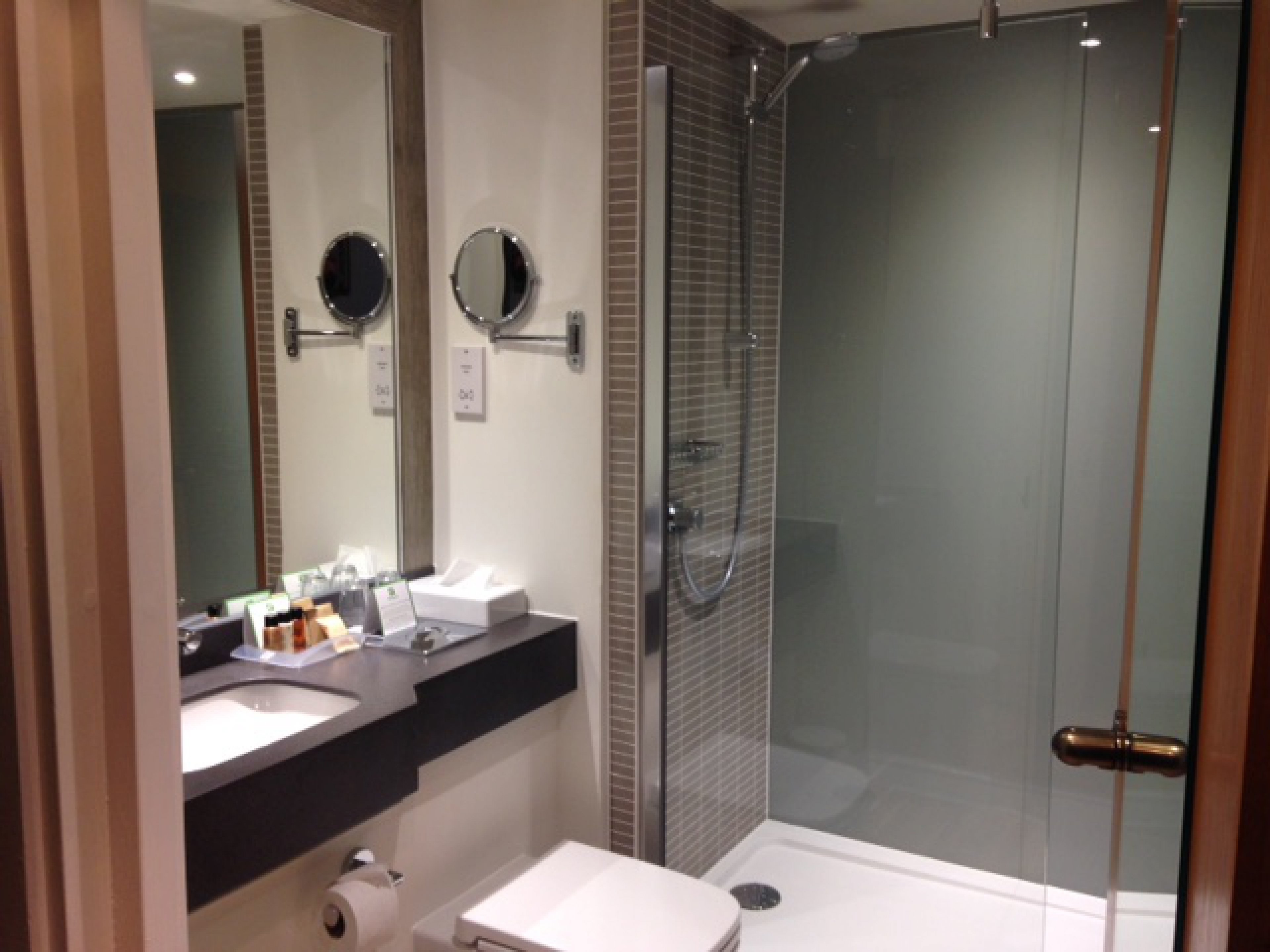 HOLIDAY INN WARRINGTON 32/32