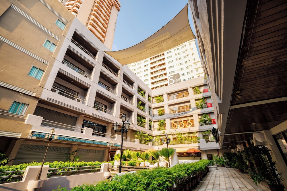 S33 Compact Sukhumvit Hotel 4/78