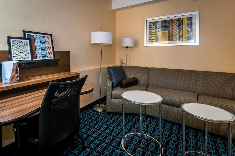 Fairfield Inn By Marriott Savannah I 95 South 17/24
