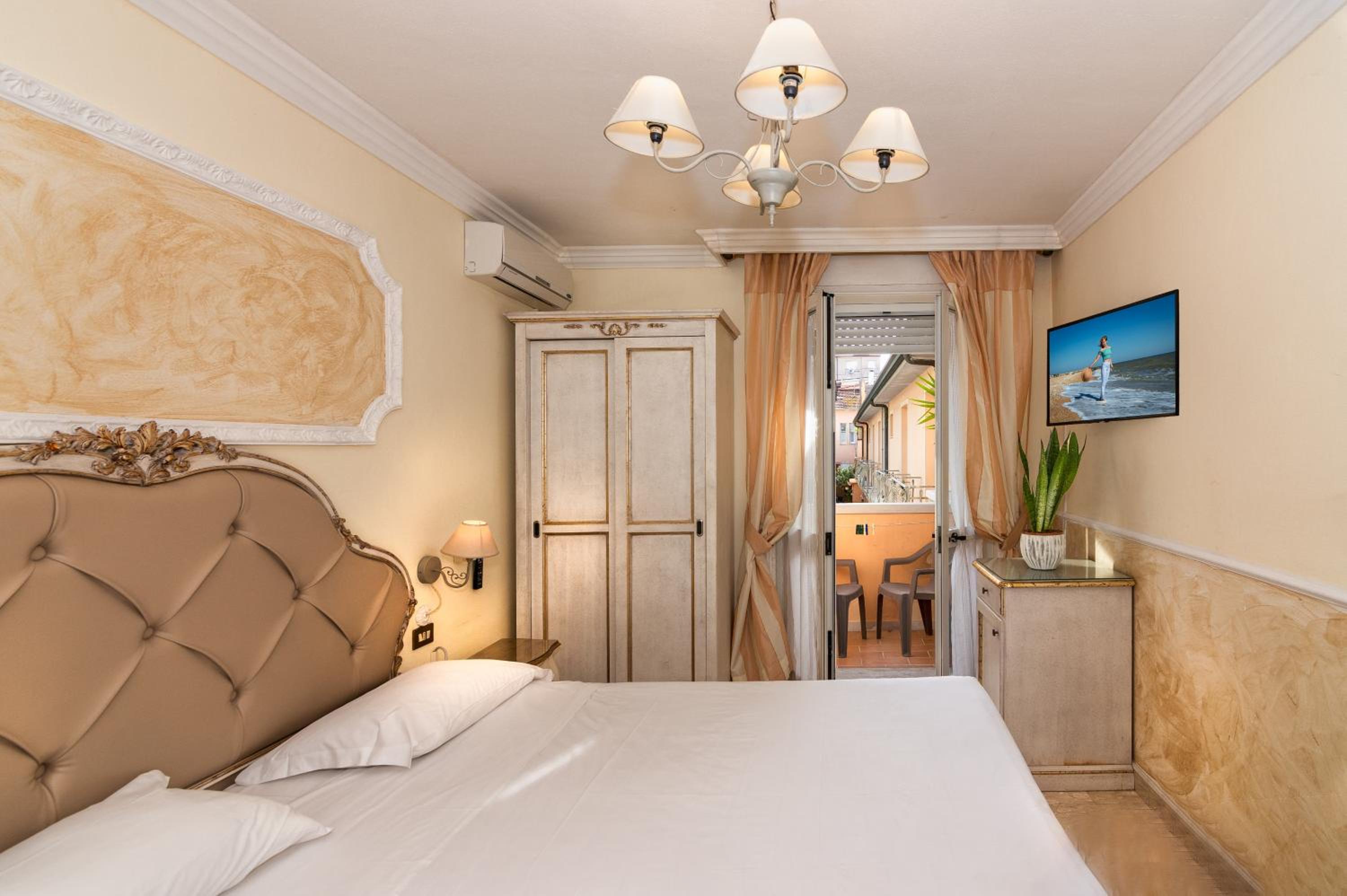 Economy, Double Bed
