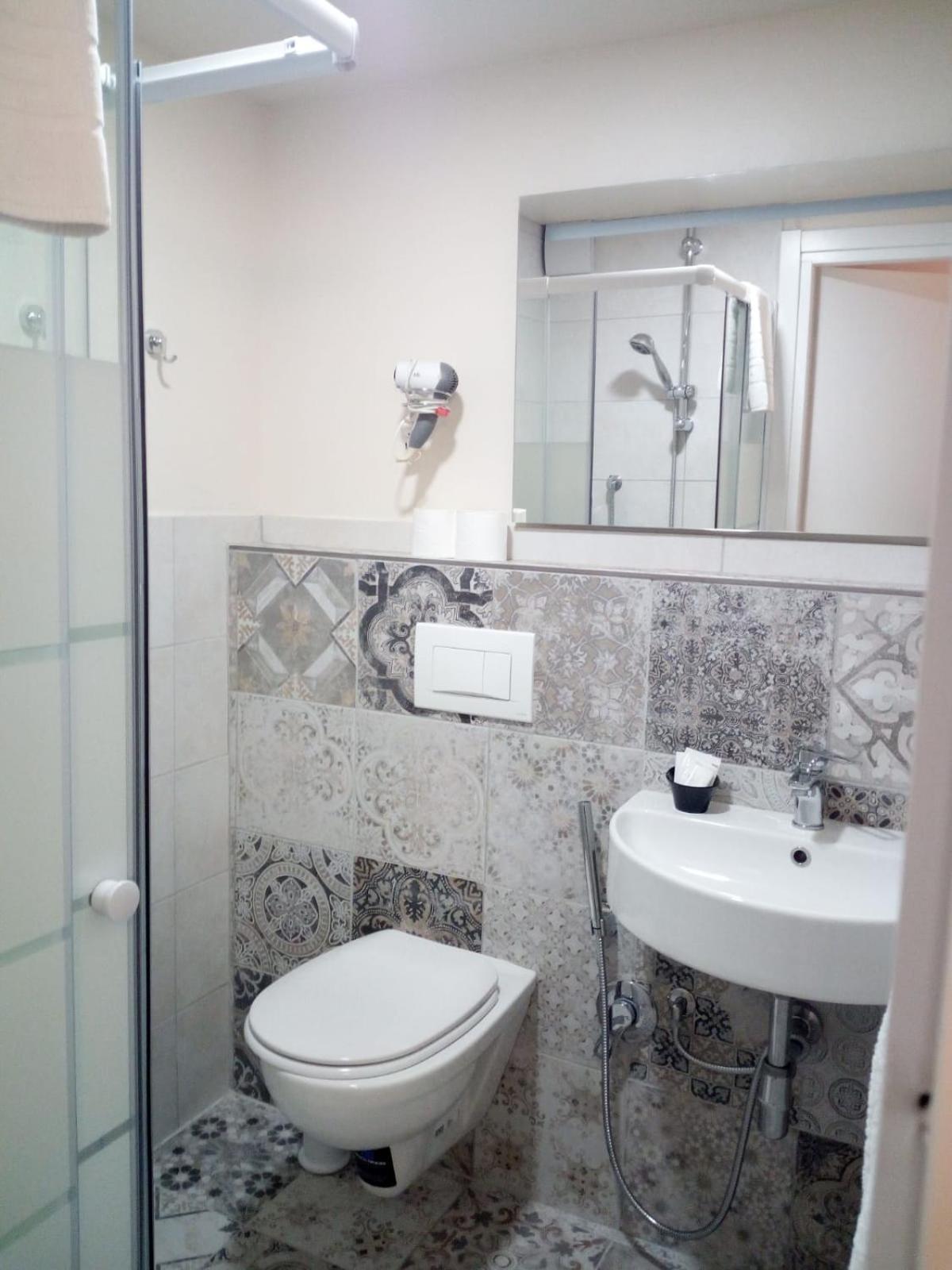 Residenza Le Rondini 43/50