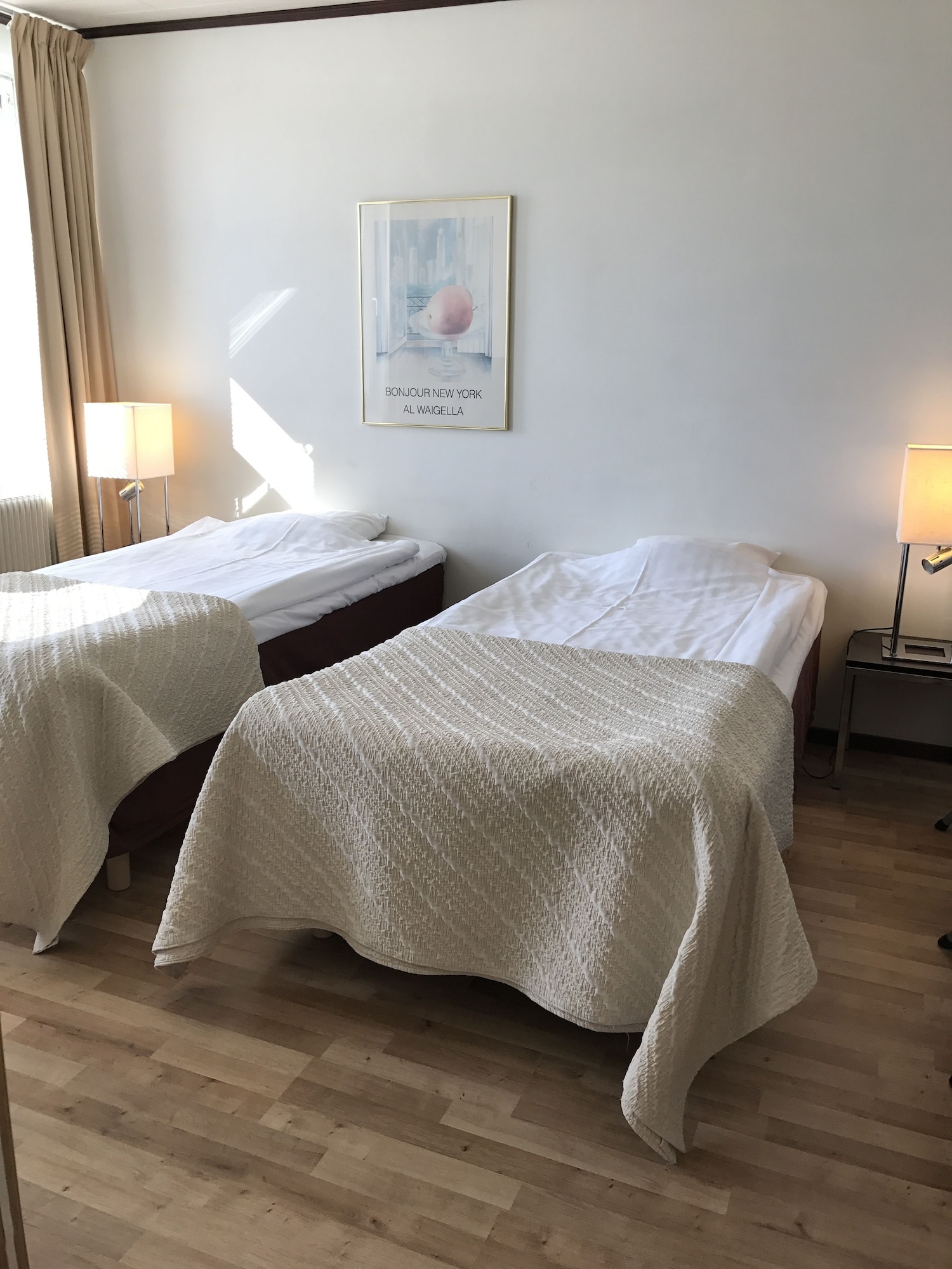 Economy, Twin Beds, Two Extra Beds