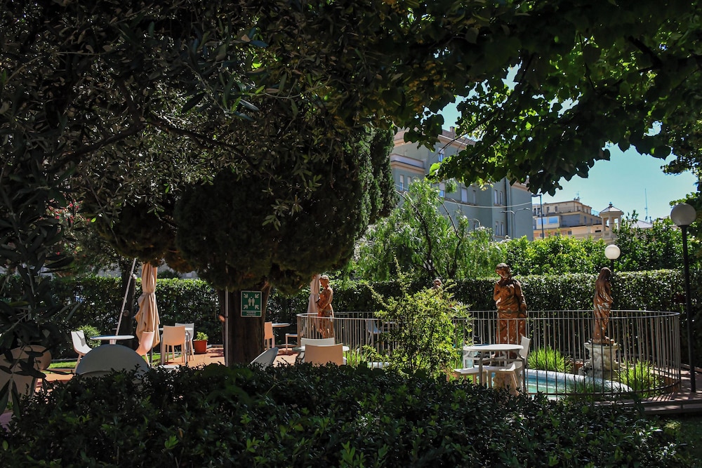 Hotel Le Palme 34/48