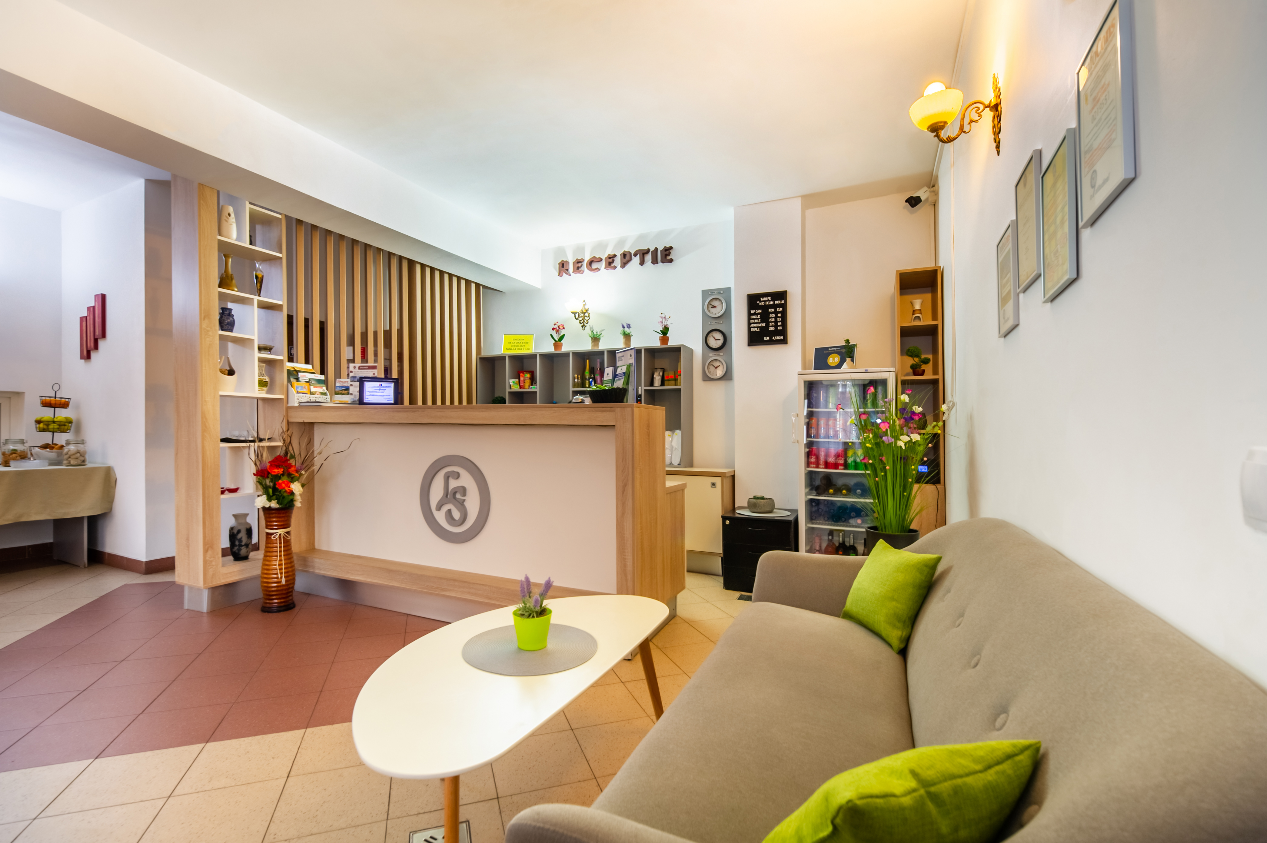Long Street Hotel 3/50