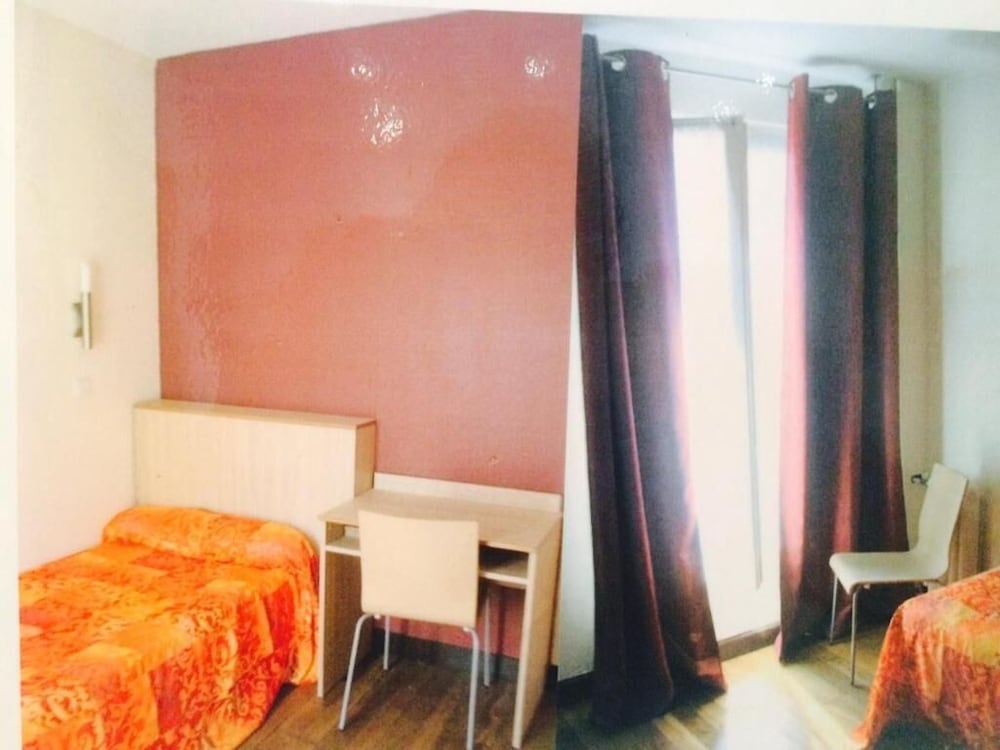 Hotel Tolbiac 37/48
