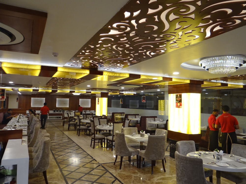 Hotel Tridev 42/47