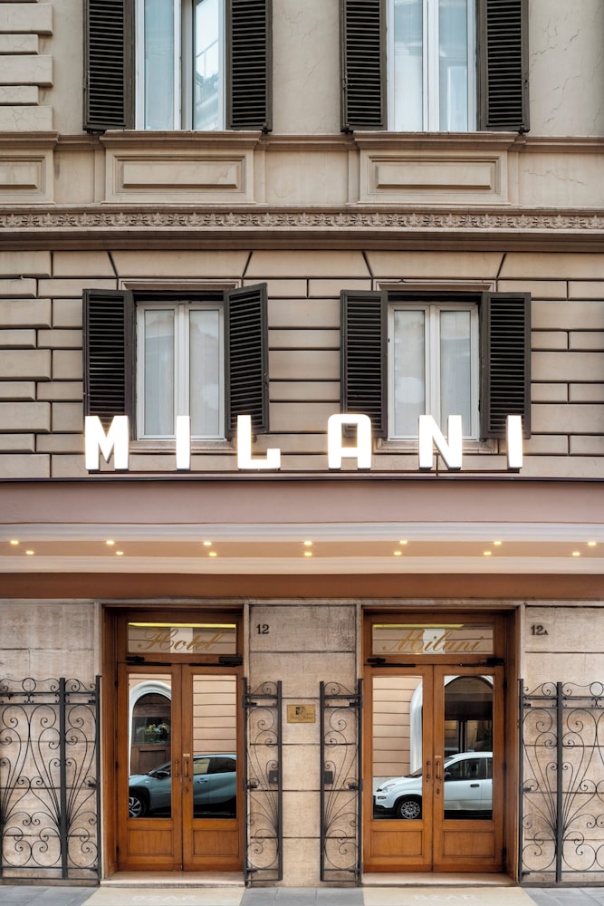 Milani Hotel 2/82