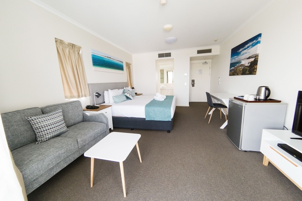 Ocean Views Resort 52/70