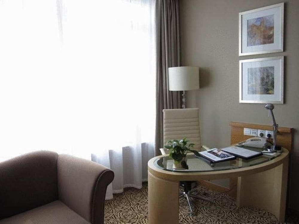 Glarun Jinling HOTEL 59/66