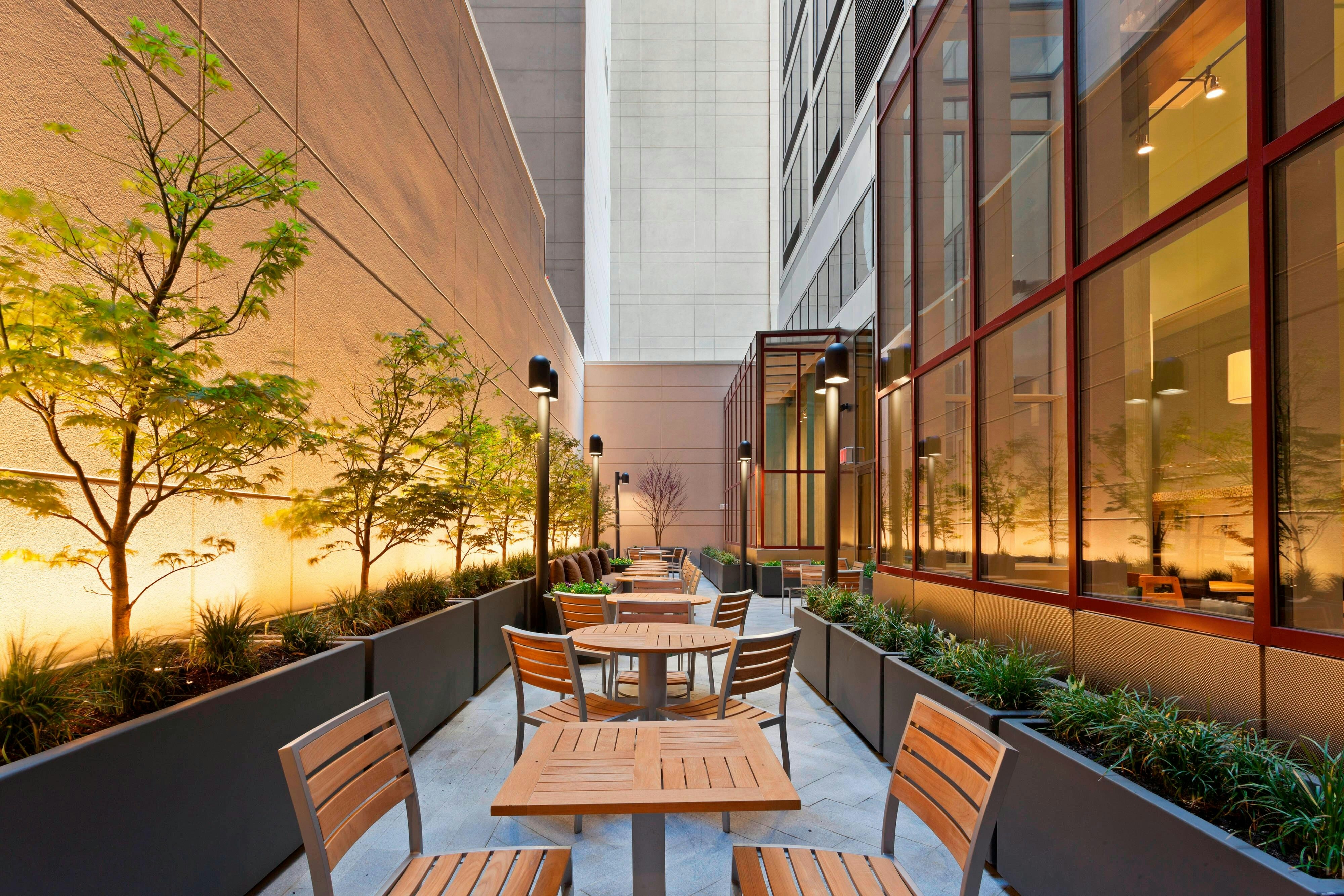 Fairfield by Marriott Inn & Suites New York Midtown Manhattan/Penn Station 21/33