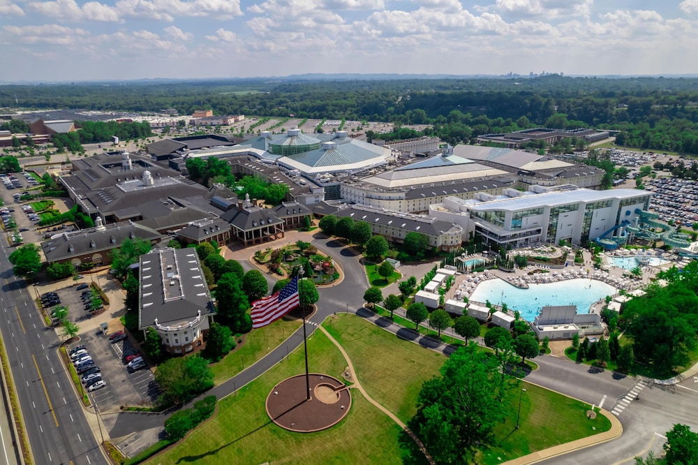 Hyatt Place Nashville Opryland 65/72