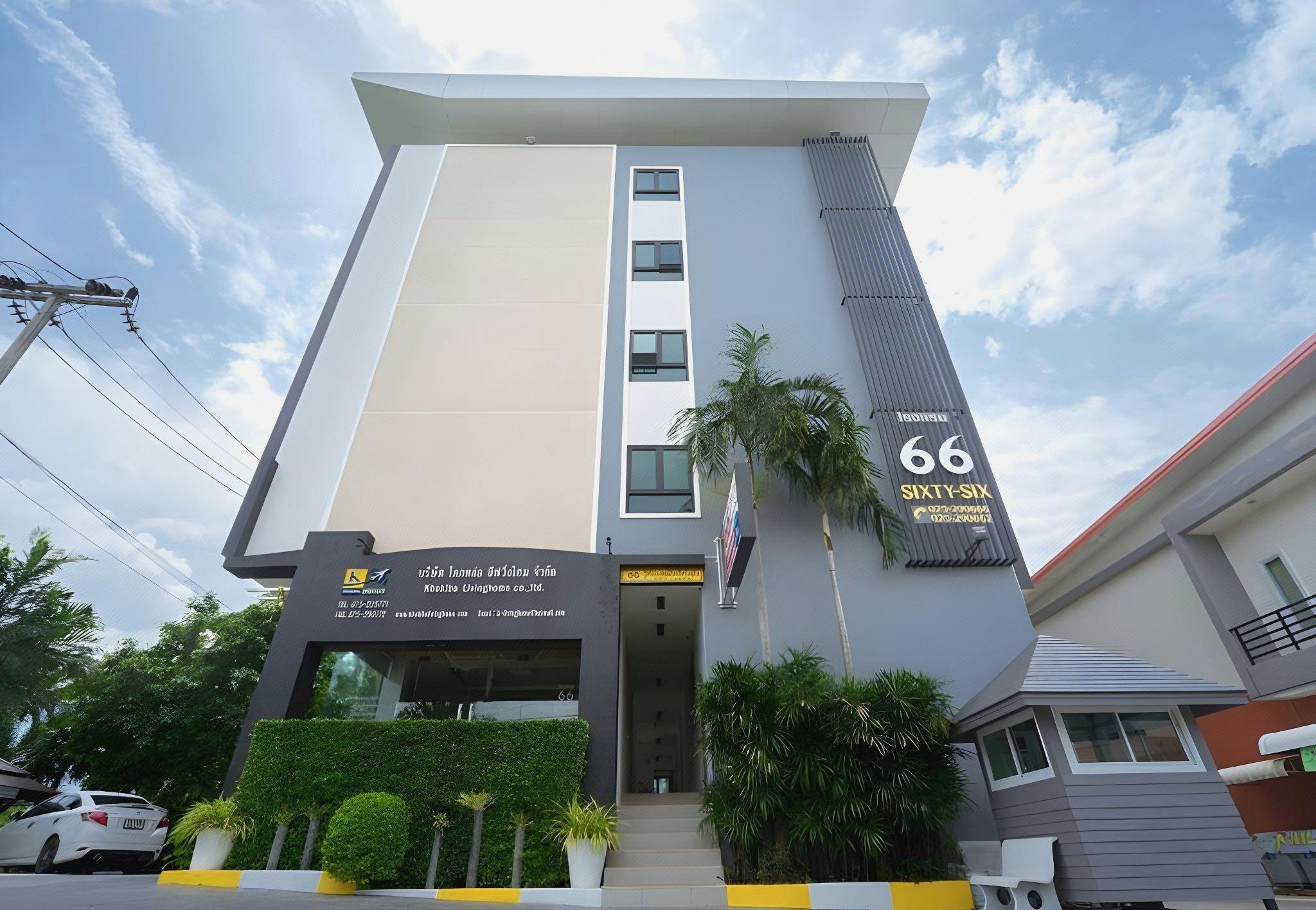 Sixty Six Place Hotel 2/42
