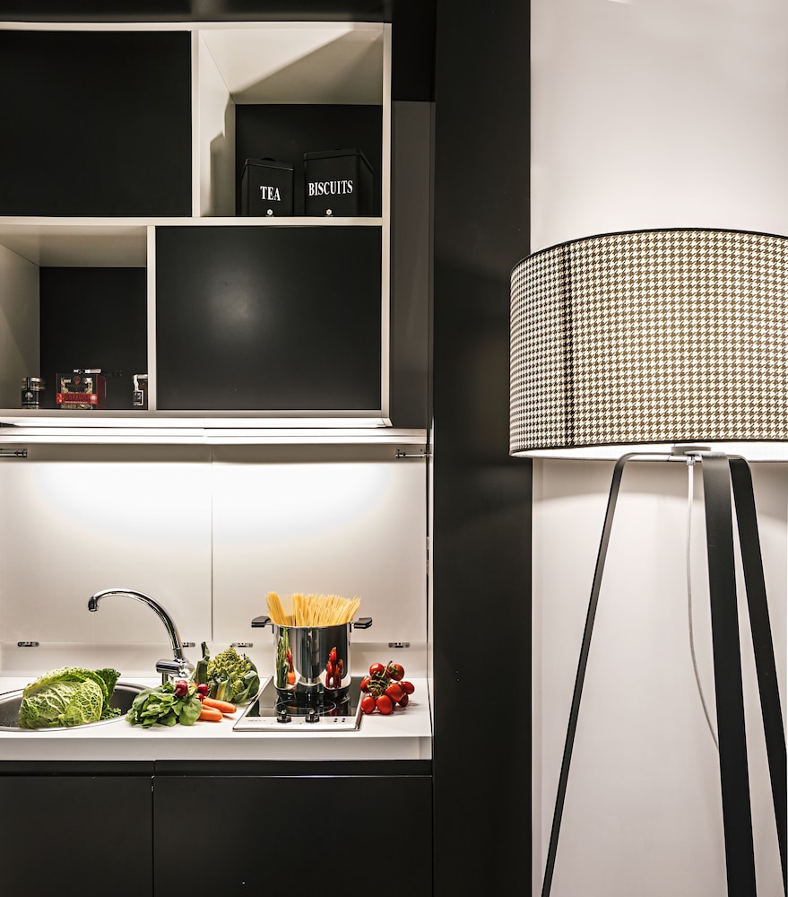 Corso 281 Luxury Suites 55/64