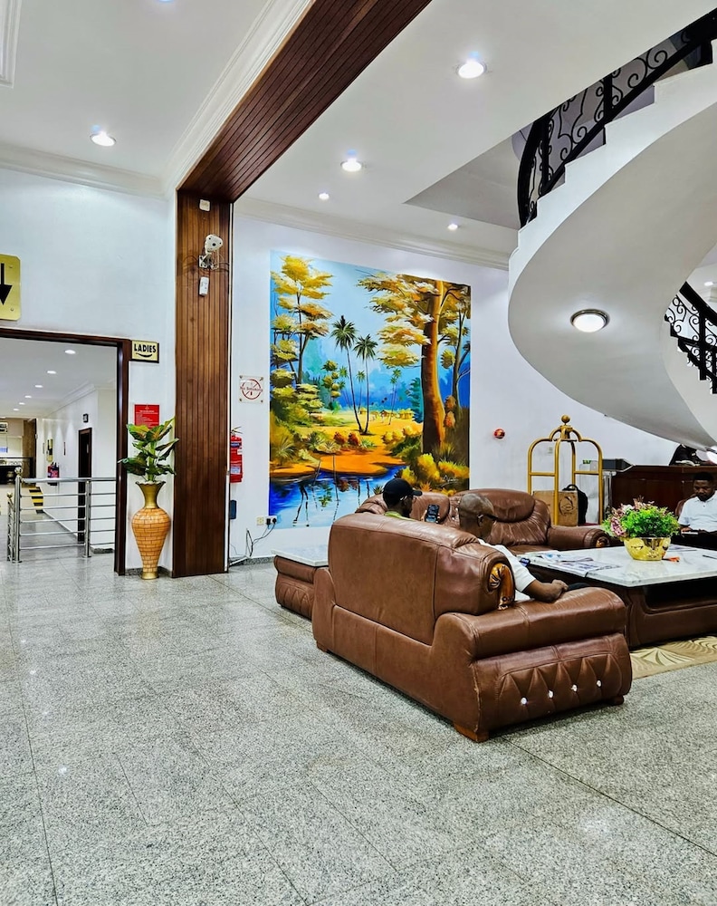 Reiz Continental Hotel Abuja 35/49