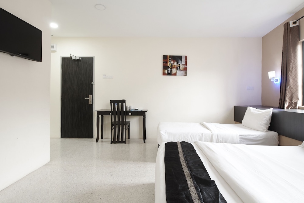 M S Hotel Tengku Kelana KTM Klang 8/31