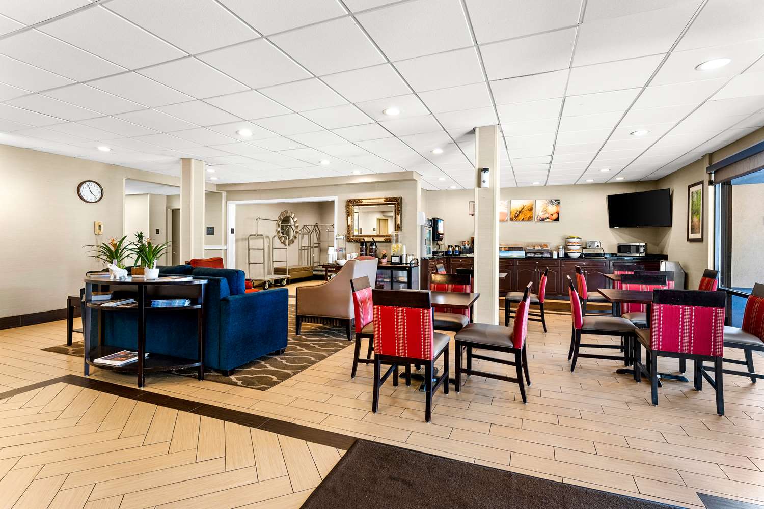 SureStay Plus by Best Western Reading North 16/26