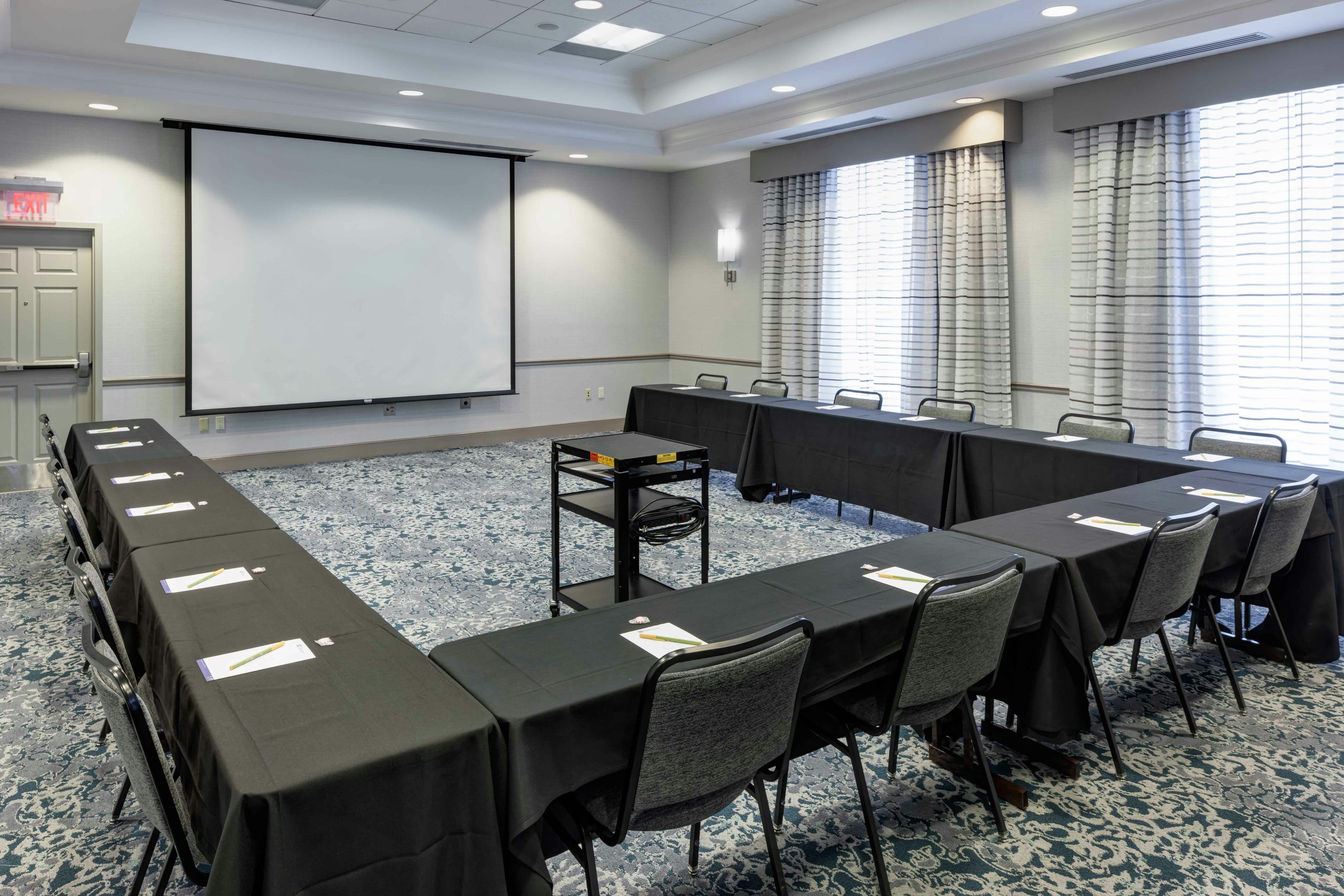 Hilton Garden Inn Detroit Novi 15/18