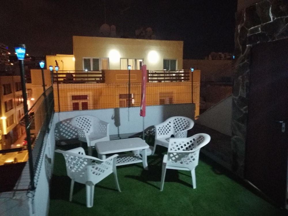 Hostal Alcaravaneras 28/43