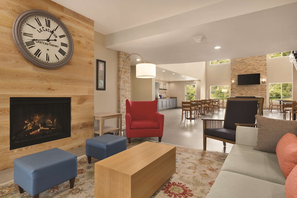 Spark by Hilton Redlands 26/40