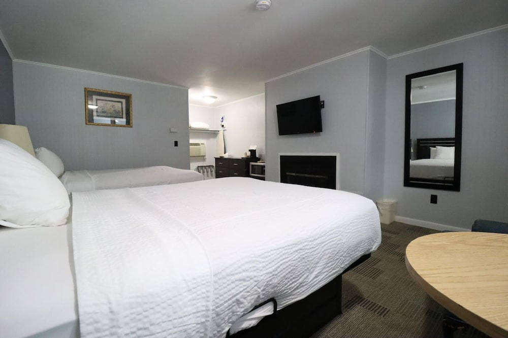Travelodge By Wyndham Lincoln Near White Mountain 13/53