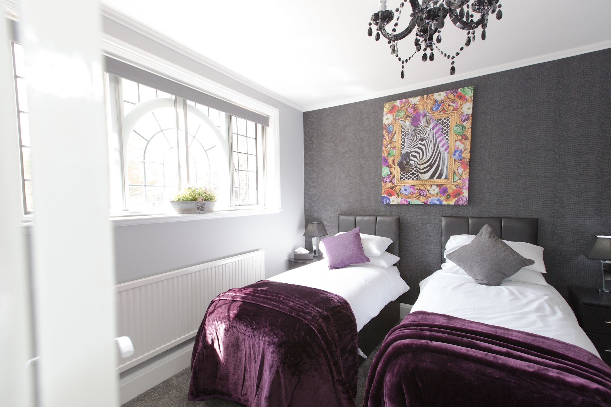 Private, Twin Beds