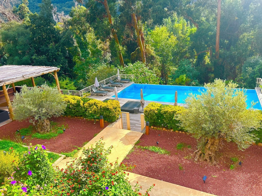 Hotel Costa Rossa 35/47