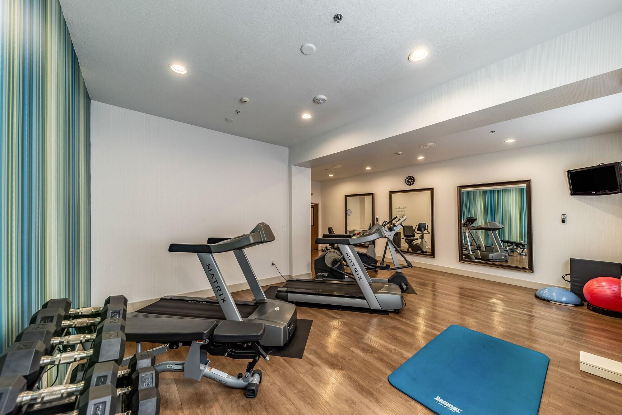 Holiday Inn Express Suites Fort Worth Fossil Creek 21/30