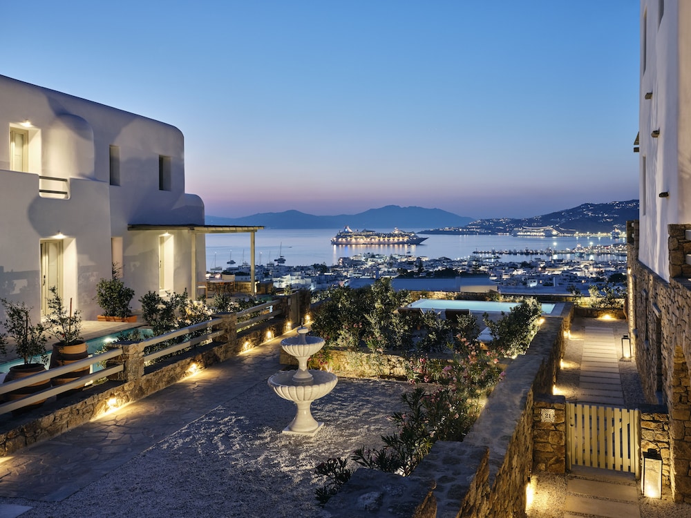Belvedere Hilltop Rooms & Suites - The Leading Hotels of the World 51/59