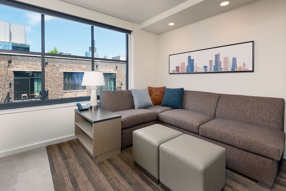 Hyatt House Chicago West Loop 32/56