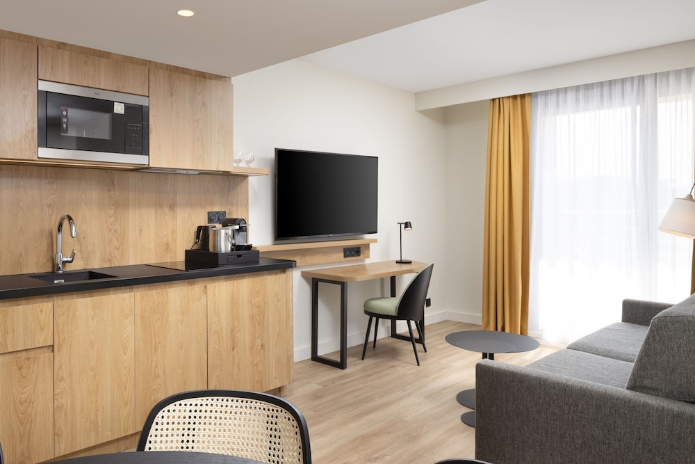 Residence Inn by Marriott Paris Didot Montparnasse 43/50
