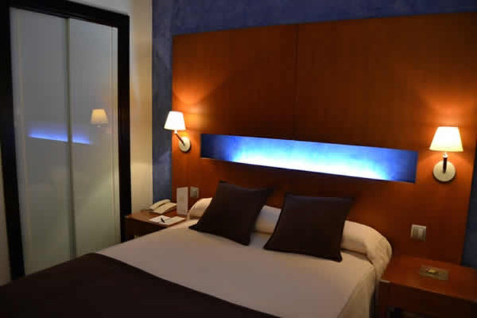 Maroa Hotel Ex Hotel America Vigo 24/48