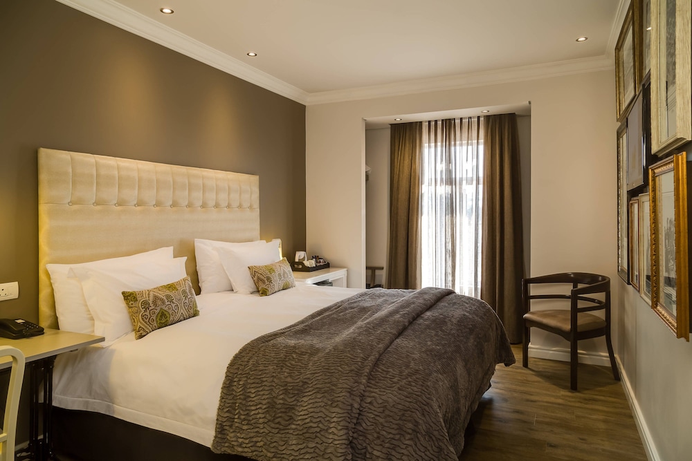 Protea Hotel Kimberley 16/65