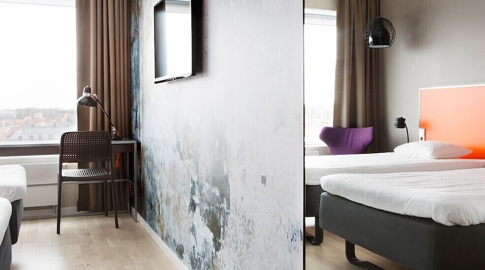 Comfort Hotel Winn 9/33