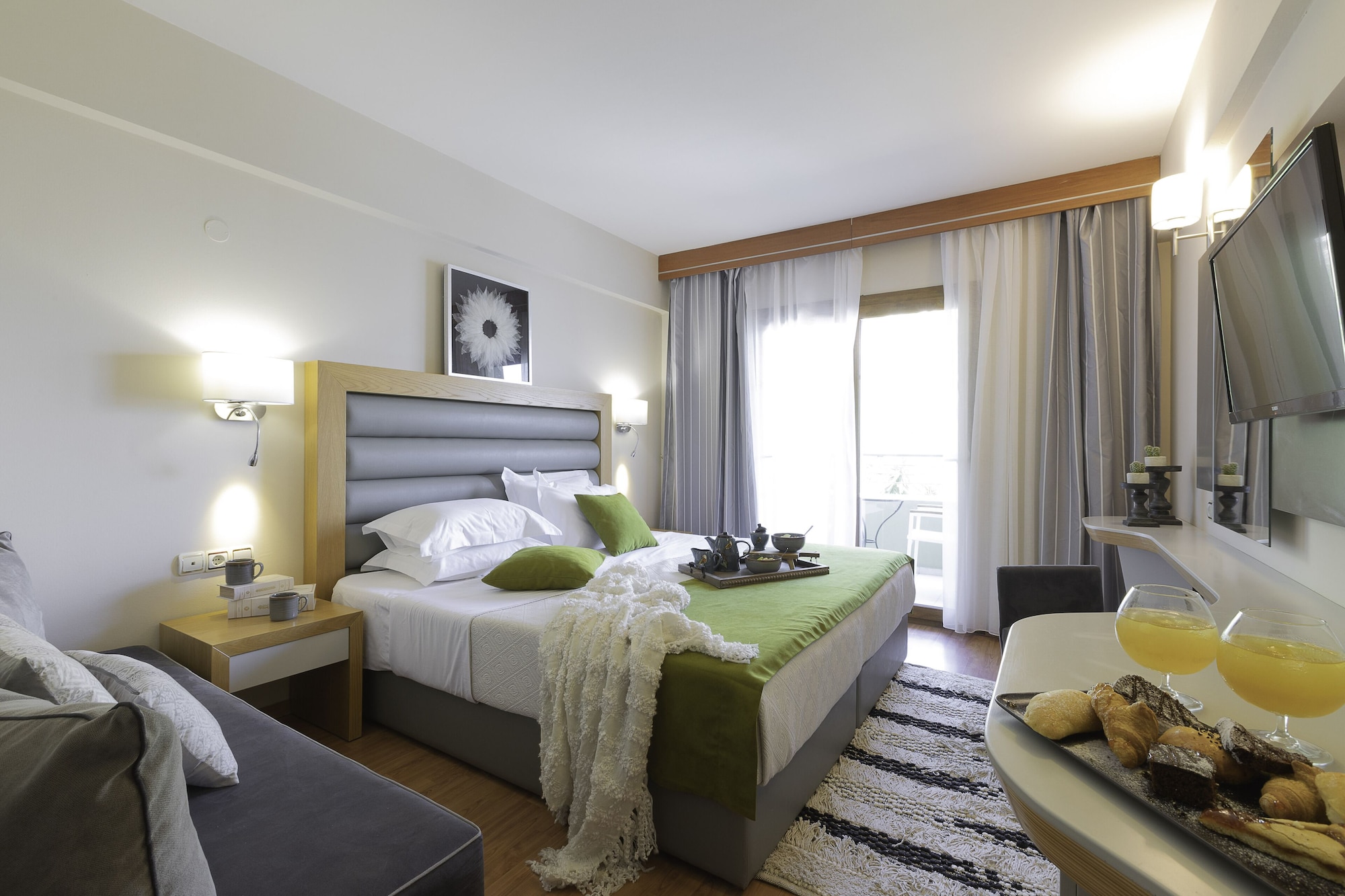 Deluxe, Double Bed