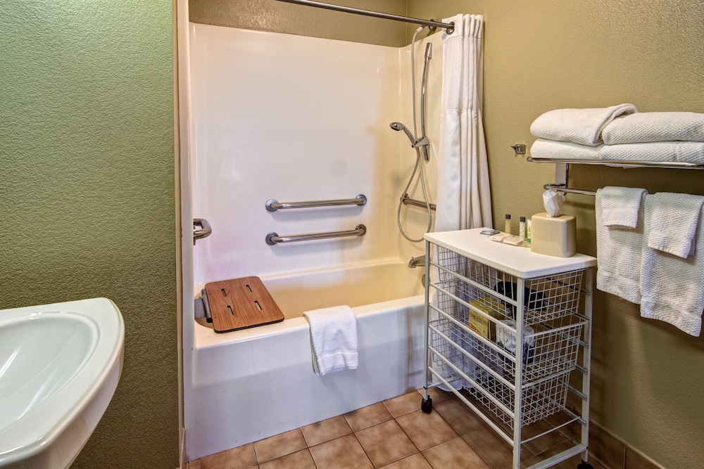 Staybridge Suites Denver - Cherry Creek 14/60