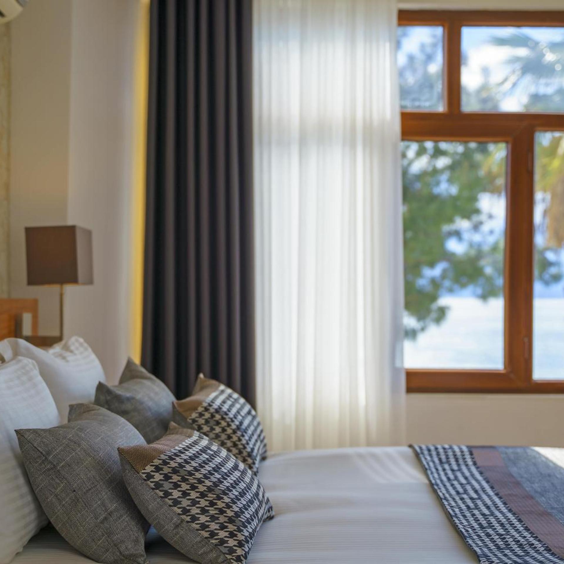 Qinn Hotels 31/50