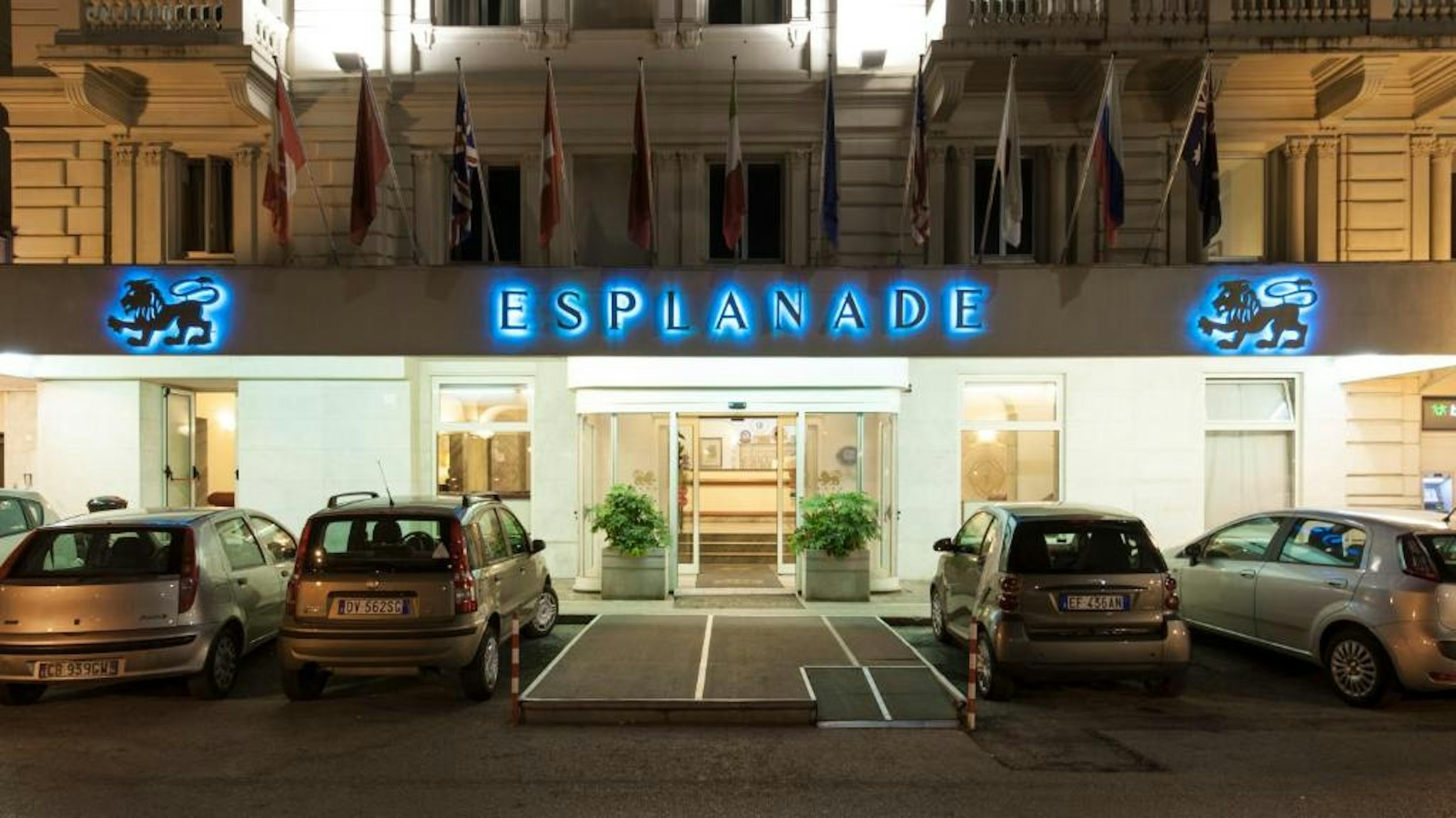 Esplanade Hotel 54/60