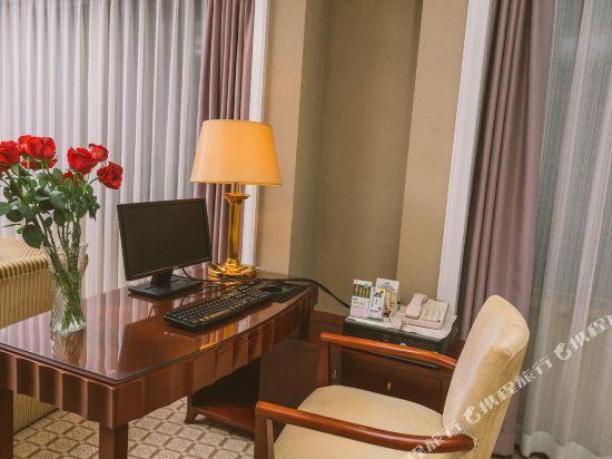 Shaoxing International Hotel 35/40
