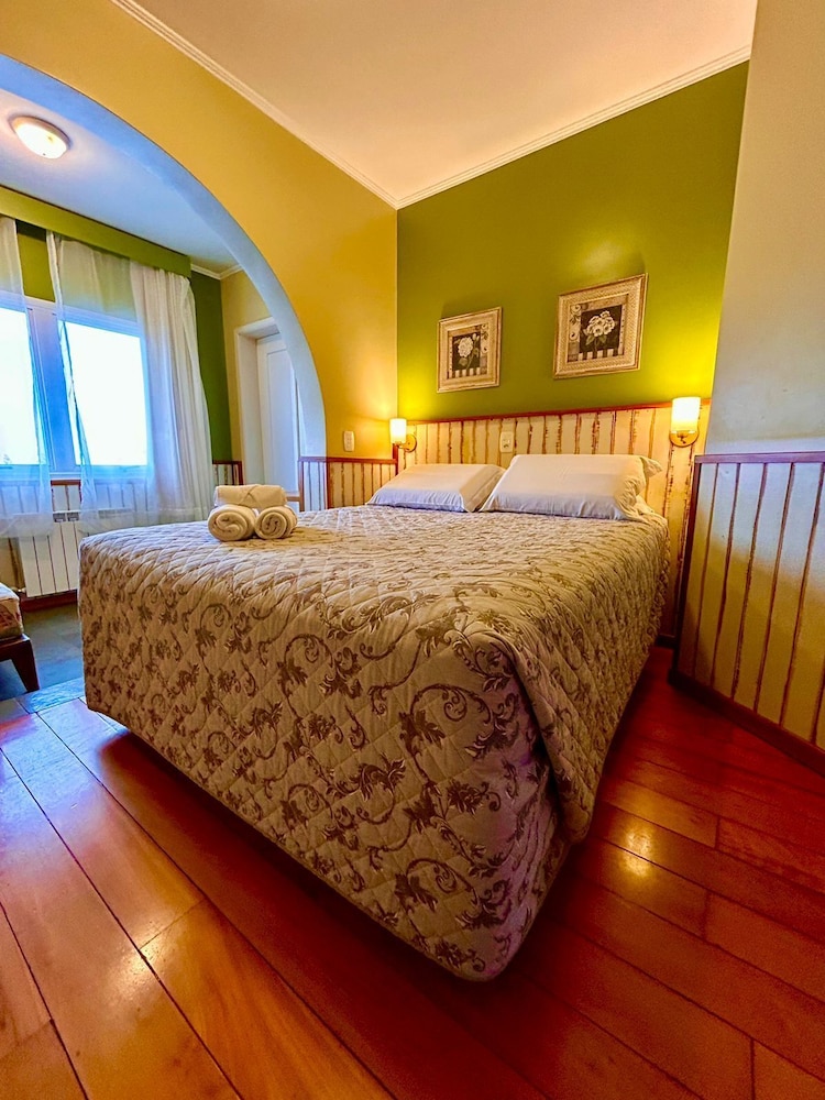 Hotel Via Serena 16/55