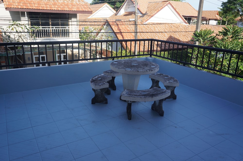 LAMAI APARTMENT 39/65