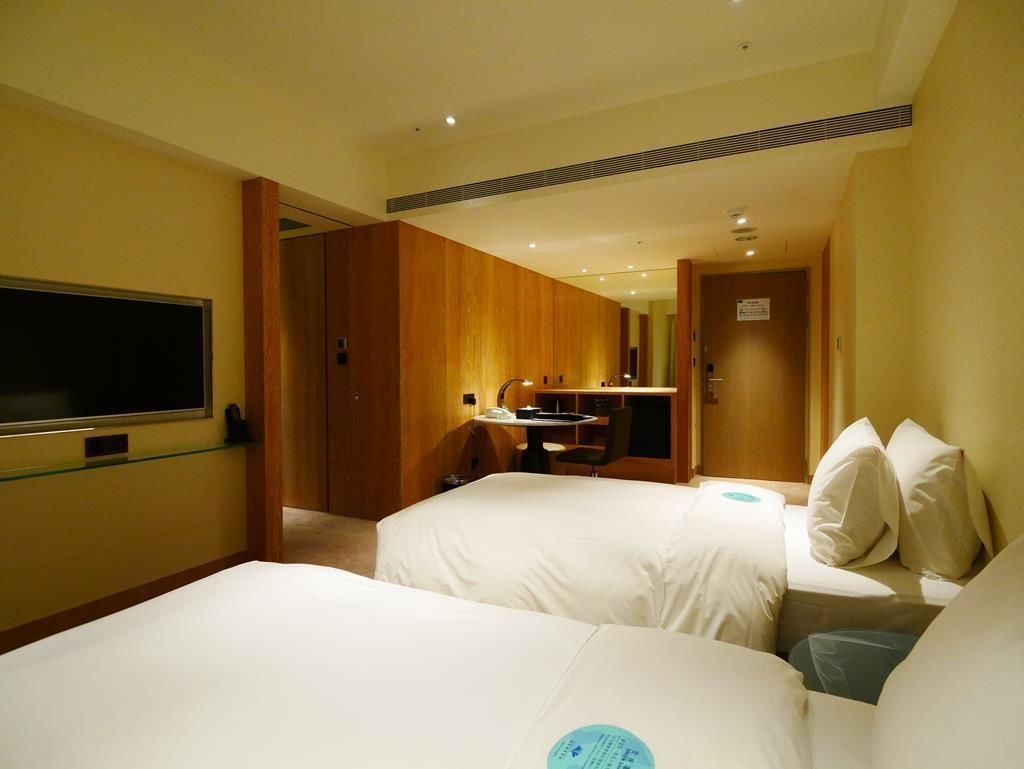 FAMILY SUITE, DELUXE