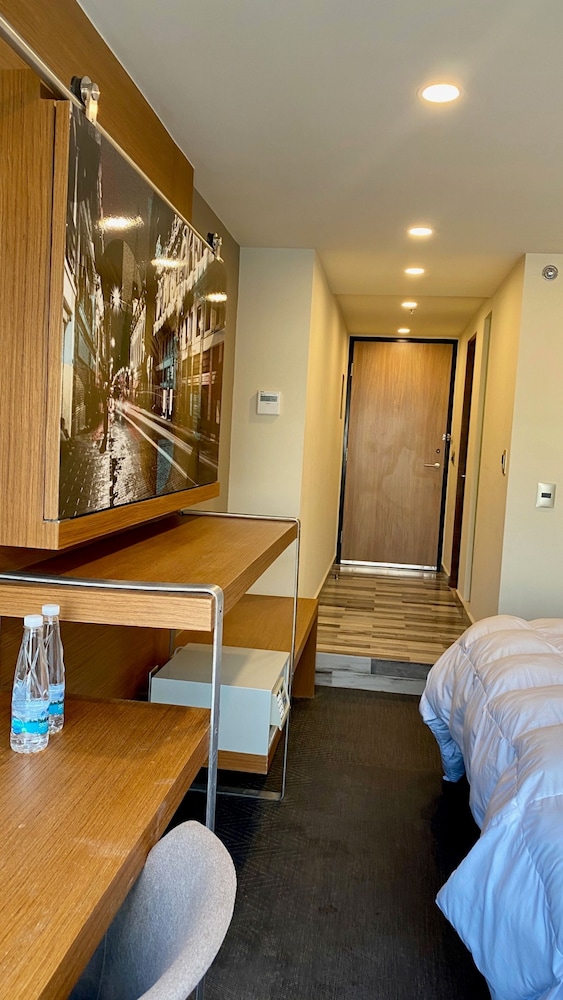 Hotel Cle 14/27