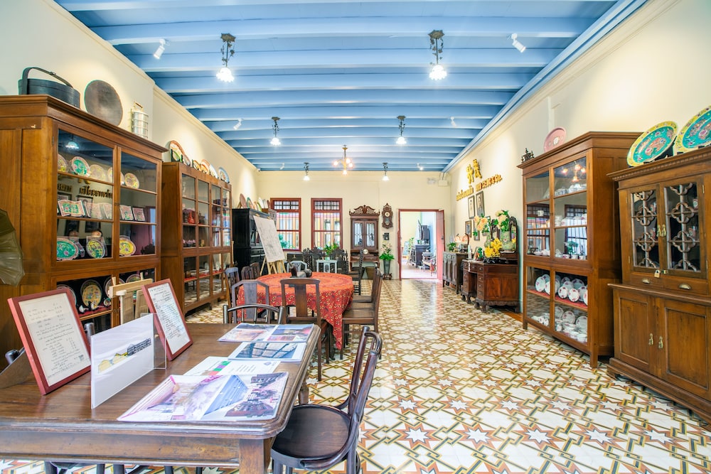 WOO Gallery & Boutique hotel 31/42