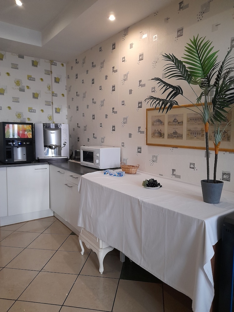 Hotel Albergo 28/46