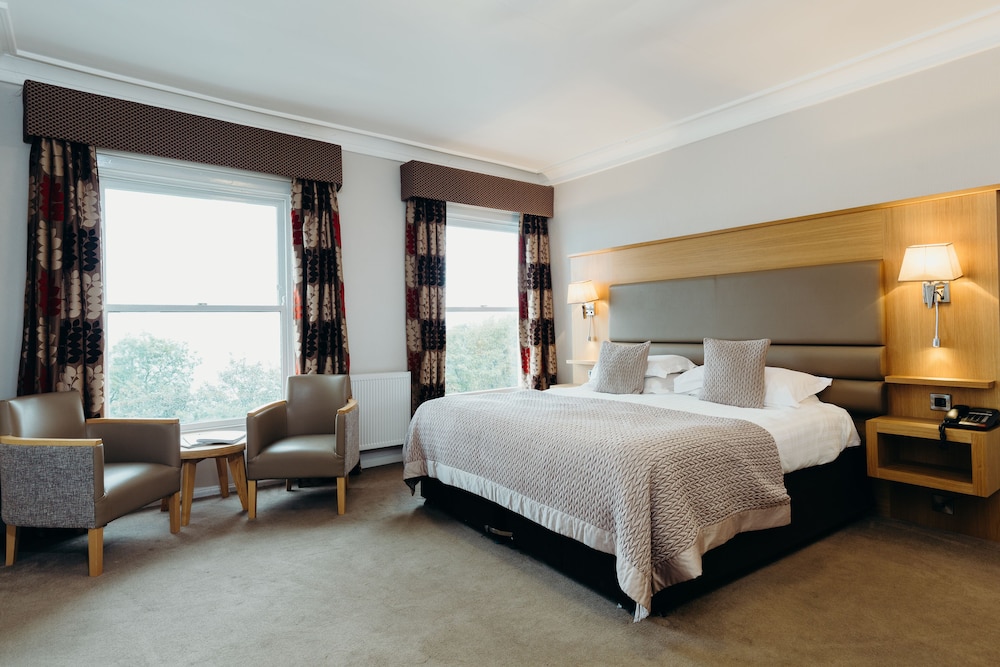 Crown Spa Hotel Scarborough 12/68