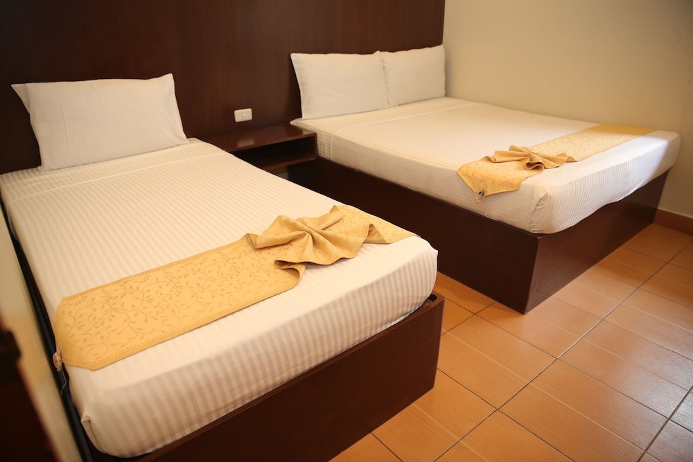 Eon Centennial Resort Hotel & Waterpark 5/28