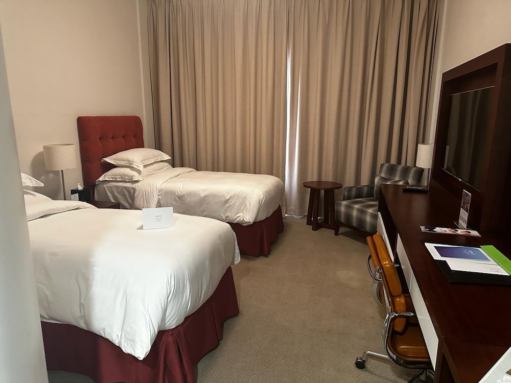 فندق قرية الريم(Al Reem Village Hotel) 23/51